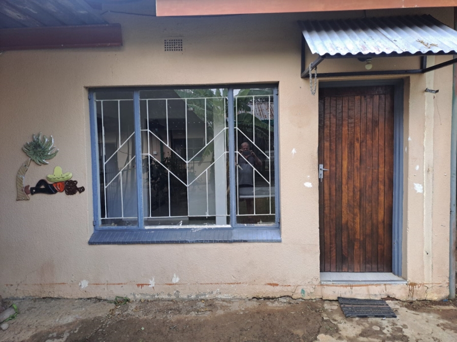 To Let 3 Bedroom Property for Rent in Naudeville Free State